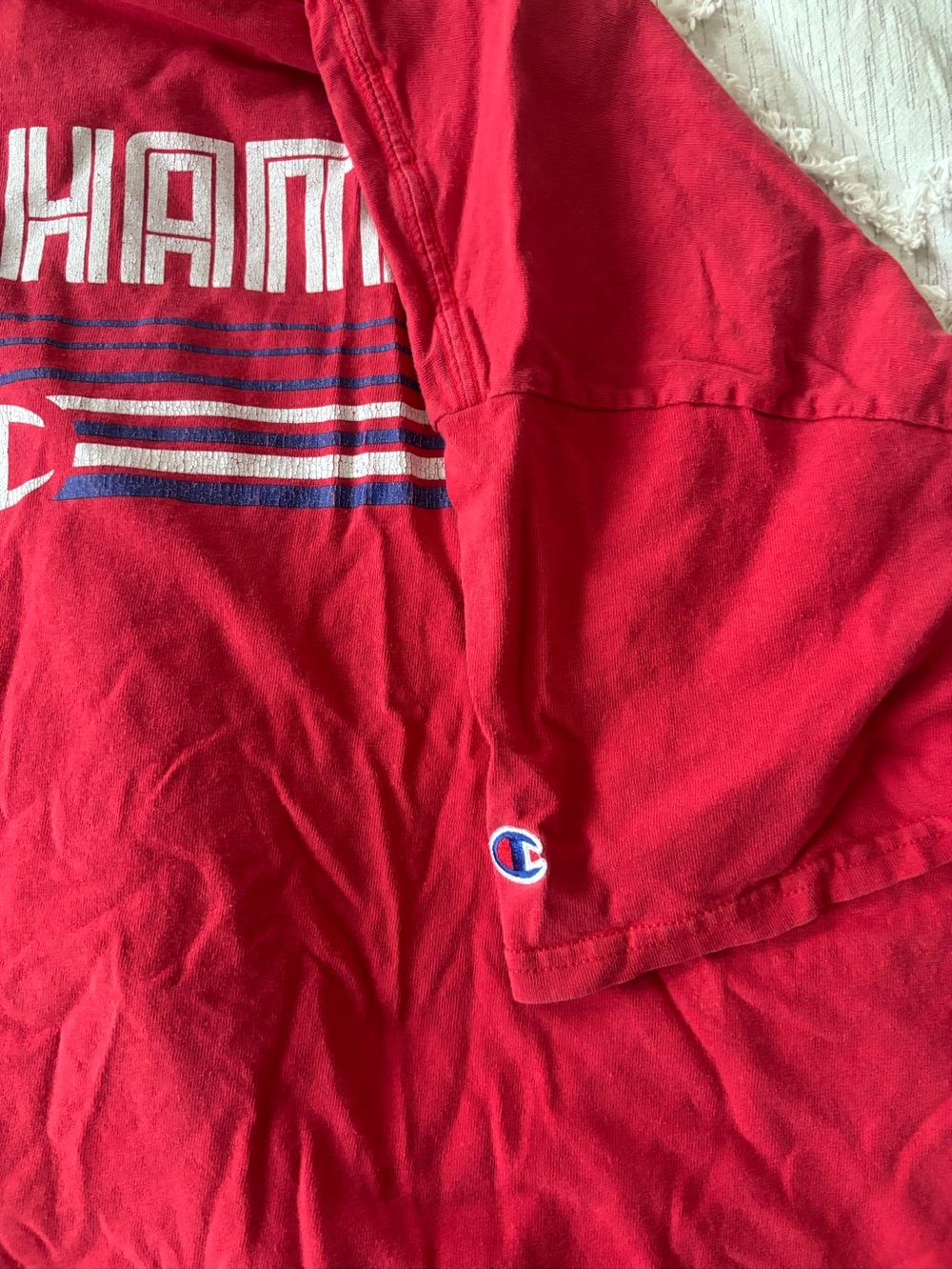 Champion Authentic L Red Retro Logo Graphic T-Shirt - Picture 3 of 5
